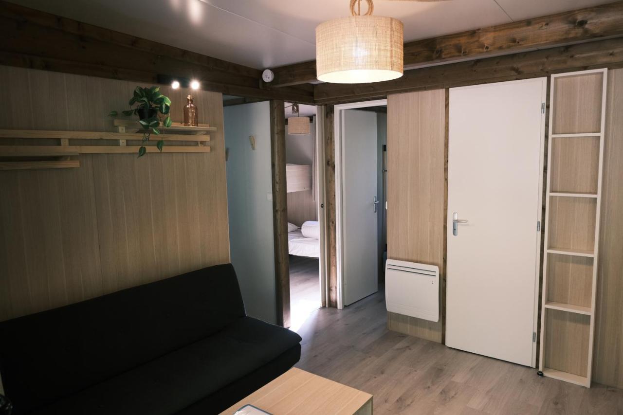 Lodge Avec Spa Privatif - Foret Et Lac Liginiac المظهر الخارجي الصورة