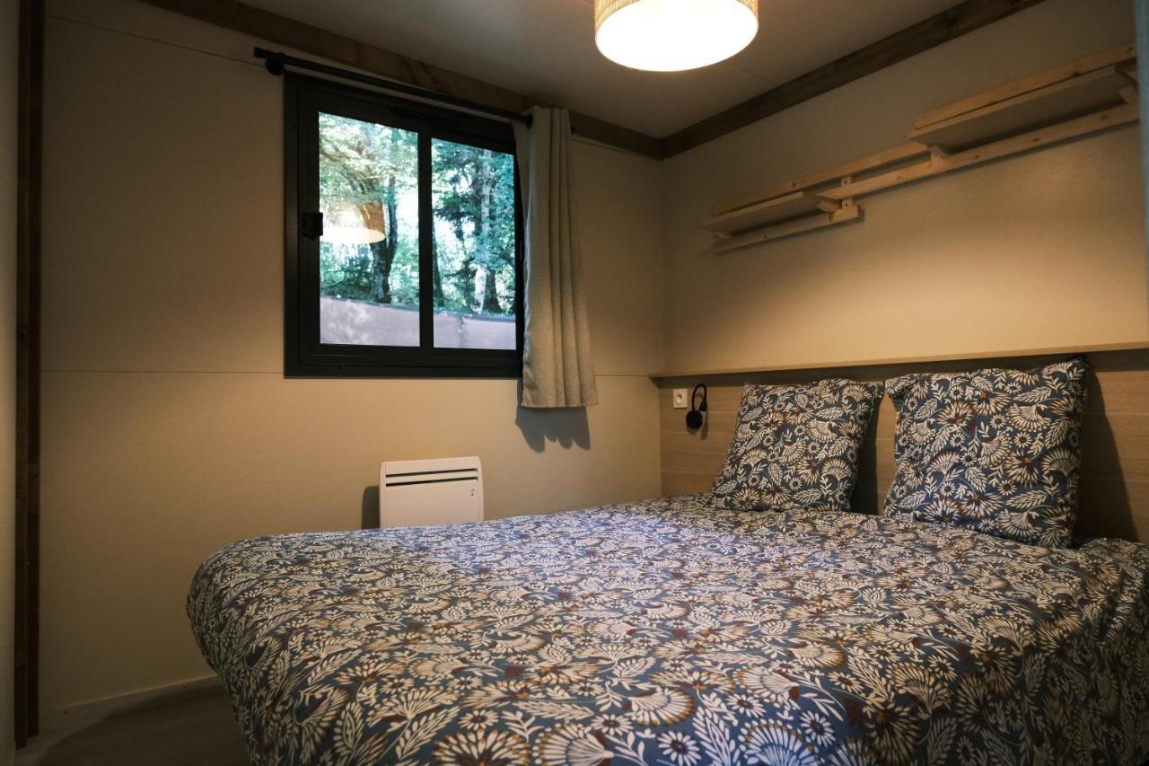 Lodge Avec Spa Privatif - Foret Et Lac Liginiac المظهر الخارجي الصورة