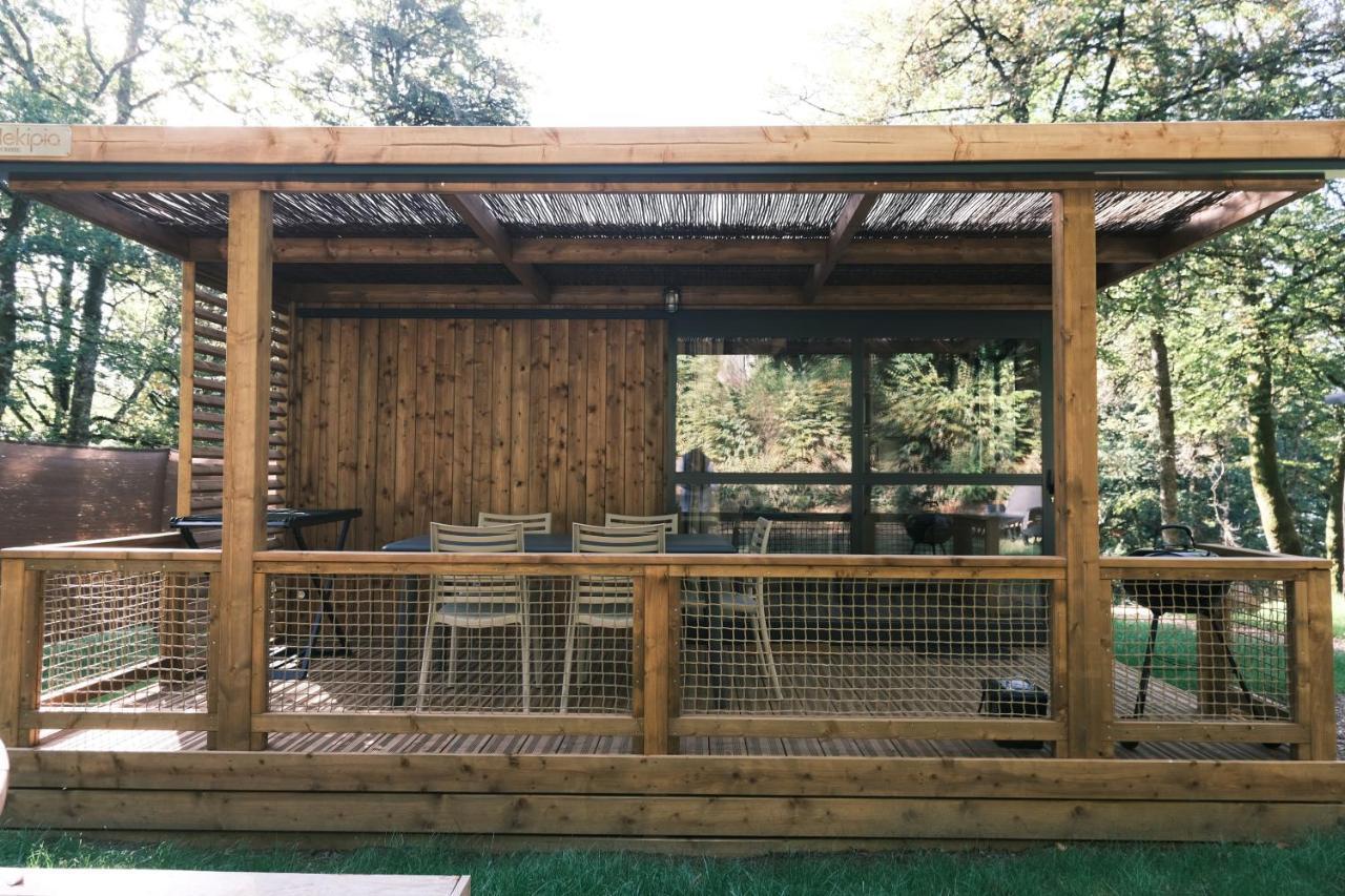 Lodge Avec Spa Privatif - Foret Et Lac Liginiac المظهر الخارجي الصورة